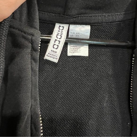 H&M Divided Black Zip up Jacket with Hood - Picture 2 of 4
